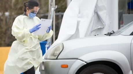 Age breakdown for confirmed COVID-19 cases in Alberta hospitals shows not just seniors at risk