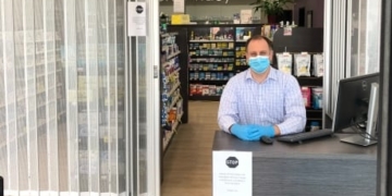 ‘People forget about us’: Pharmacists concerned over lack of government-issued PPE