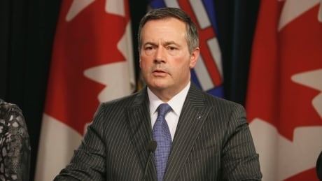 Premier Jason Kenney to snowbirds: Go straight home