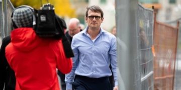 Intelligence group secretly crafts new ‘insider threat’ policy