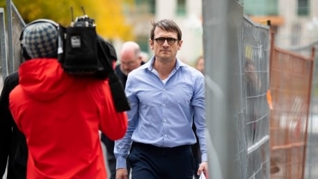 Intelligence group secretly crafts new ‘insider threat’ policy