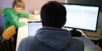 5 tips to set up a comfortable work-from-home space