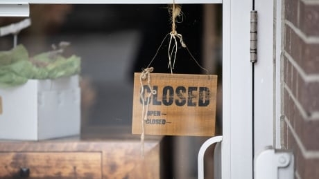 Some Vancouver stores not accepting cash, and that’s a problem for low-income people, councillor says