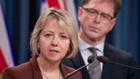 Failure to quarantine after travel would be ‘a real betrayal’: health minister