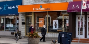 Shaw warns that Freedom Mobile isn’t adding as many customers as planned due to COVID-19