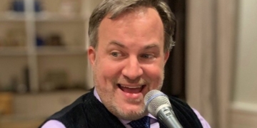 To give kids a singing voice during coronavirus, Seattle’s Rich Gray writes ‘So Many Heroes’