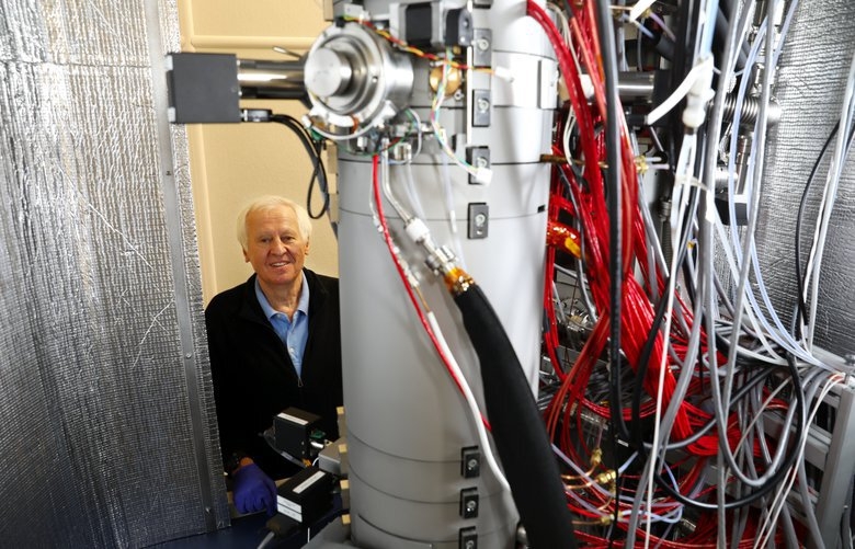 Kirkland master of the electron microscope wins one of science’s biggest prizes