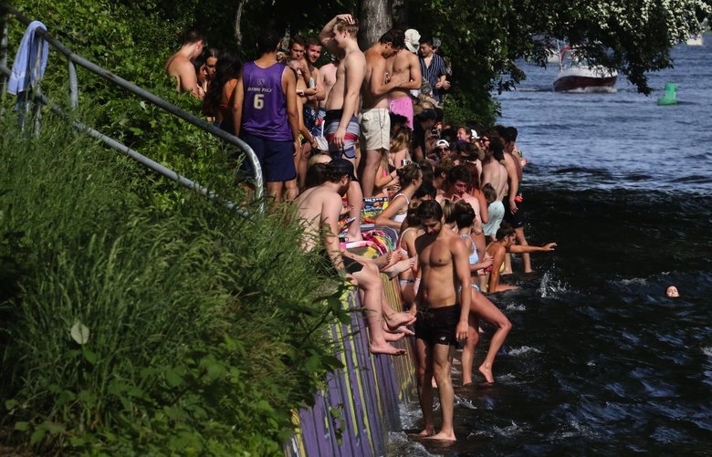 Half of newly diagnosed coronavirus cases in Washington are in people under 40