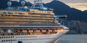 Ottawa extends large cruise ship ban until October to limit COVID-19 spread