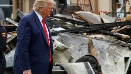 Trump praises police, blames Democrats for Kenosha violence
