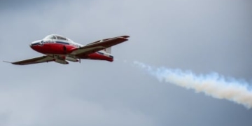 Canadian Forces Snowbirds jet crashes in Kamloops, B.C.