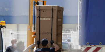 Bosnia: Officials, firm owner arrested over ventilator deal