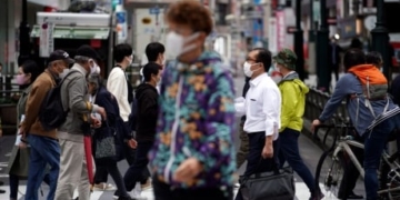 Japan to end Tokyo’s state of emergency, eyes large new stimulus