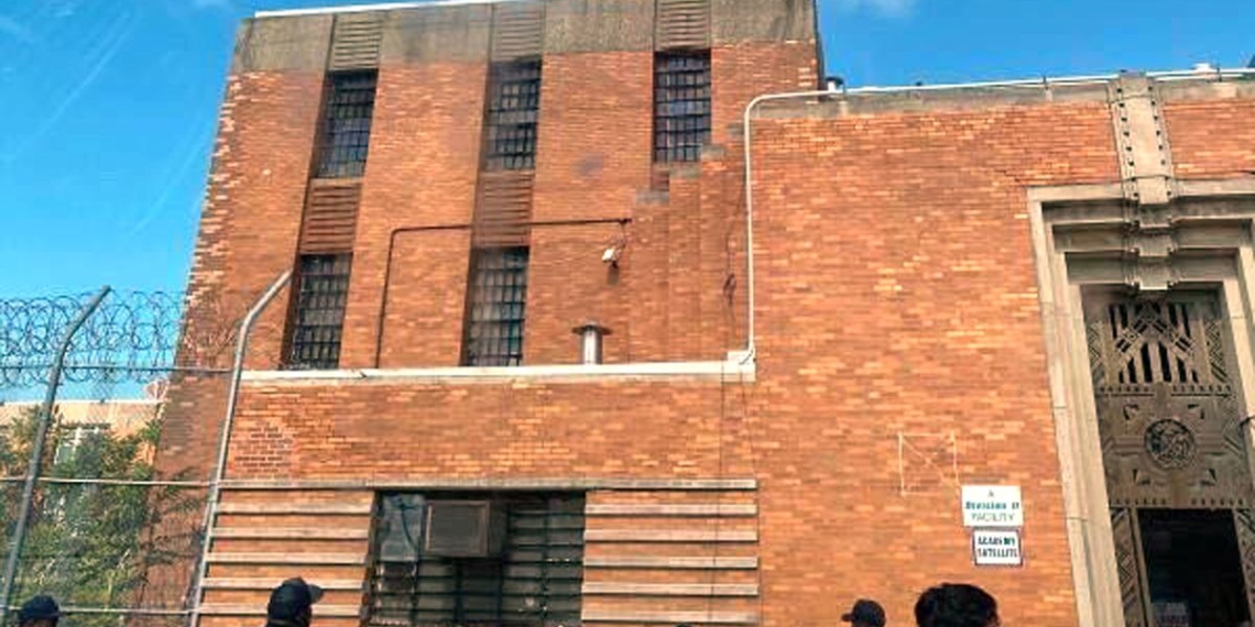 Rikers Island inmate briefly escapes to rooftop, just days after trying to swim away