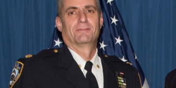 Inspector Justin Lenz, veteran NYPD commander and National Guard member, dies from heart attack: police