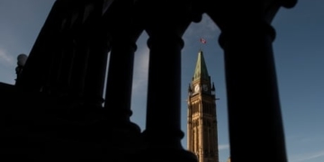 Federal deficit could hit $256 billion, PBO says in new report