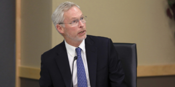 Embattled Johnsen resigns as University of Alaska president