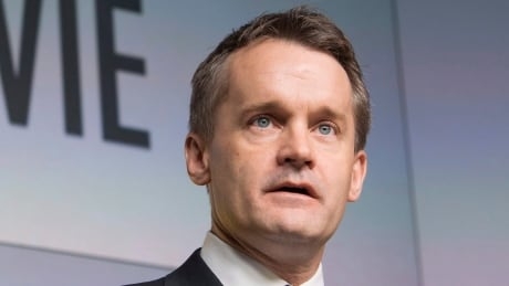 Net-zero carbon emissions target a ‘moon shot,’ says natural resources minister