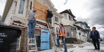 Northeast Calgary communities ask province to declare $1B hailstorm a natural disaster