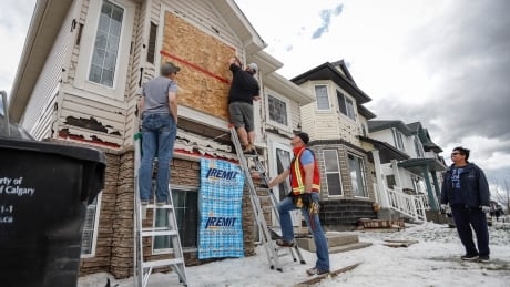 Northeast Calgary communities ask province to declare $1B hailstorm a natural disaster