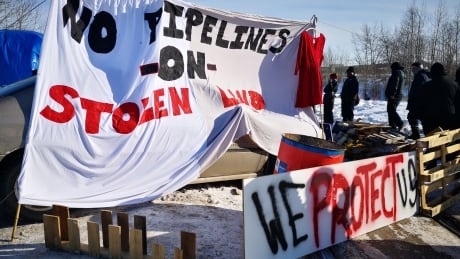 AUPE files constitutional challenge of Alberta’s Critical Infrastructure Defence Act