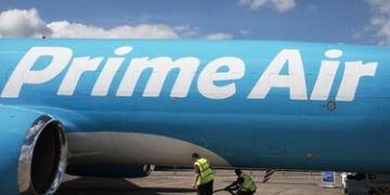 Amazon aviation fuel deal adds to demand for lower-emissions alternatives