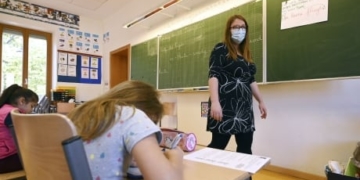 What you need to know about COVID-19 in Alberta on Monday, July 27