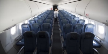 Passengers aboard flights from Kelowna, Montreal warned of COVID-19 exposure