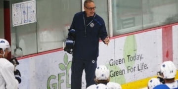 NHL teams face health, safety challenges as training camps open