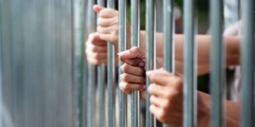 When being in jail beats being released: inmate seeks parole 15 years after he first could