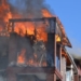 Fire tears through apartment building in Langley, B.C.
