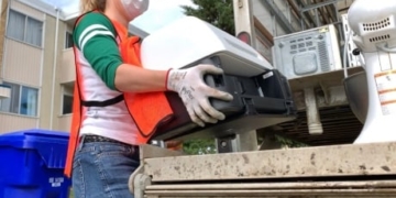 Rural curbside recycling pilot in Olds extended due to huge demand