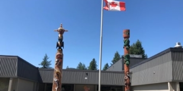 Police searching for vandal who threatened totem poles ‘will start falling’ on B.C.’s Sunshine Coast