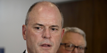 New Zealand opposition leader quits 2 months from election