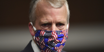 Protesters: Caribou heart meant to send message to senator