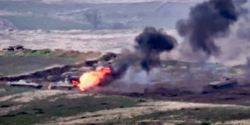 Fighting erupts between Armenia, Azerbaijan in disputed area