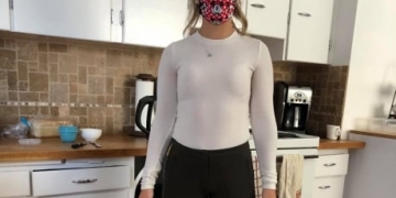 Fired Edmonton woman files human rights complaint against car dealership for dress-code discrimination