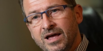 Bloc Québécois leader in isolation after wife tests positive for COVID-19