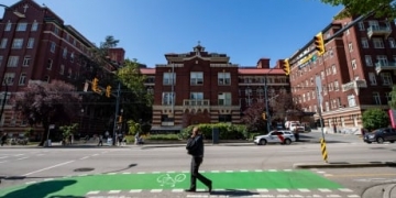 B.C. confirms 96 new cases of COVID-19, including a new outbreak at St. Paul’s Hospital