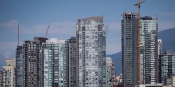 Are there cracks in B.C.’s condo market?