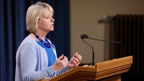 What you need to know about B.C.’s new rules on socializing indoors