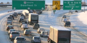 No-fault auto insurance should be no-go in Alberta, lawyers say