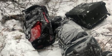 Smugglers arrested in B.C. after abandoning $2.8M worth of drugs south of U.S. border