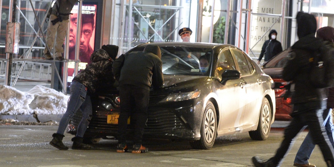 Arrests reported at Manhattan anti-cop protests; Daily News lensman attacked