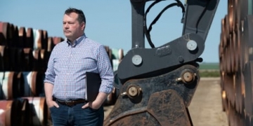 Alberta's debt soars past $100B, stoking angst in government ranks