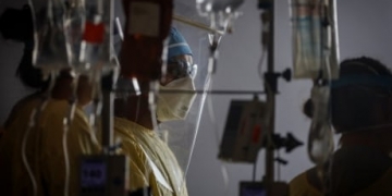 Alberta reports 301 new COVID-19 cases, ahead of decision on Step 2 restrictions