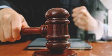 Top Nassau prosecutor slammed for withholding key evidence in 1997 Queens murder case abruptly resigns