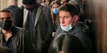 NYC sheriffs bust illegal bottle club in Manhattan for violating COVID rules