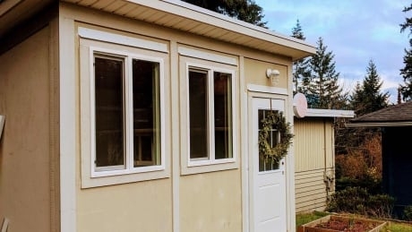 Pandemic launches boom in backyard offices, say B.C. builders
