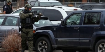 Multiple people, including police officer, killed in Colorado supermarket shooting